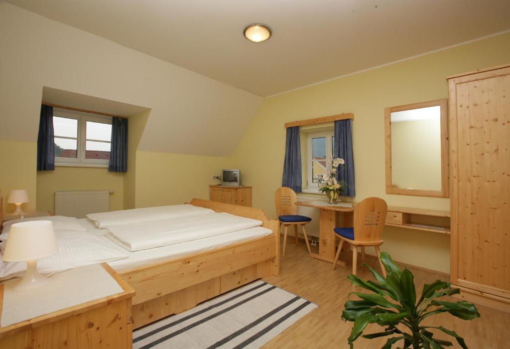 מלון Pernegg an der Mur Gastehaus Ritschi חדר תמונה